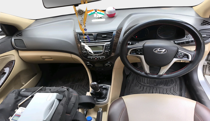 2011 Hyundai Verna FLUIDIC 1.6 VTVT EX, Petrol, Manual, 88,817 km, interior