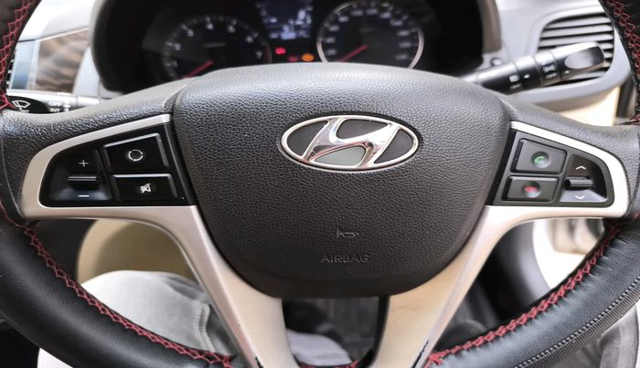 2011 Hyundai Verna FLUIDIC 1.6 VTVT EX, Petrol, Manual, 88,817 km, interior