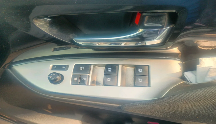 2021 Toyota Innova Crysta 2.4 VX 7 STR, Diesel, Manual, 1,14,817 km, interior