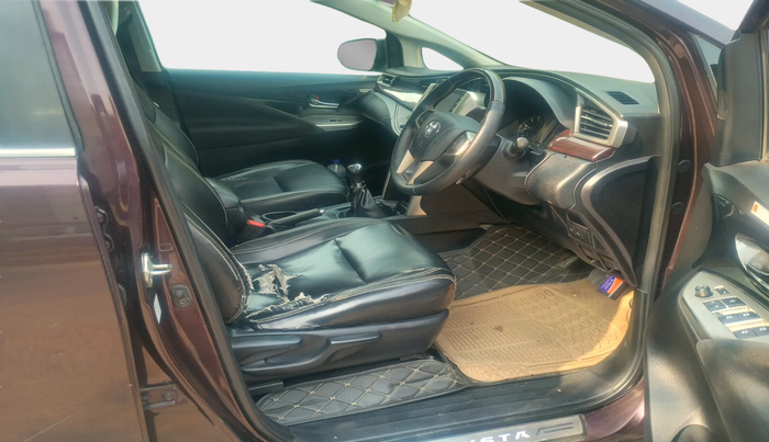 2021 Toyota Innova Crysta 2.4 VX 7 STR, Diesel, Manual, 1,14,817 km, interior