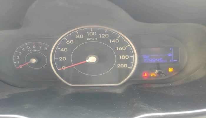 2013 Hyundai i10 MAGNA 1.1, Petrol, Manual, 1,09,845 km, interior