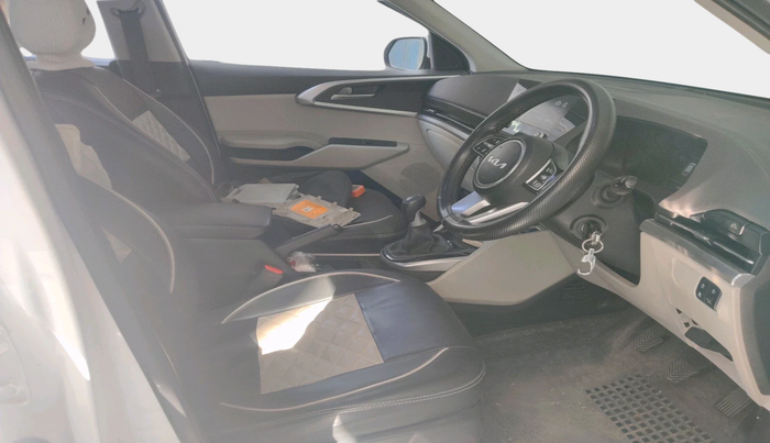 2023 KIA CARENS PRESTIGE 1.5 PETROL 7 STR, Petrol, Manual, 16,996 km, interior