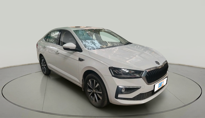2025 Skoda SLAVIA Prestige 1.5L TSI AT, Petrol, Automatic, 496 km, exterior