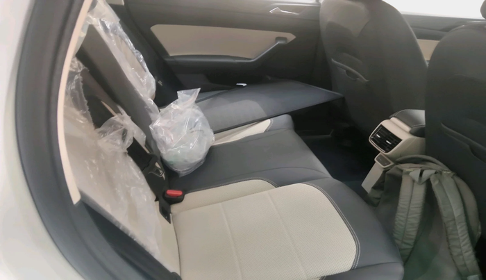 2025 Skoda SLAVIA Prestige 1.5L TSI AT, Petrol, Automatic, 496 km, interior