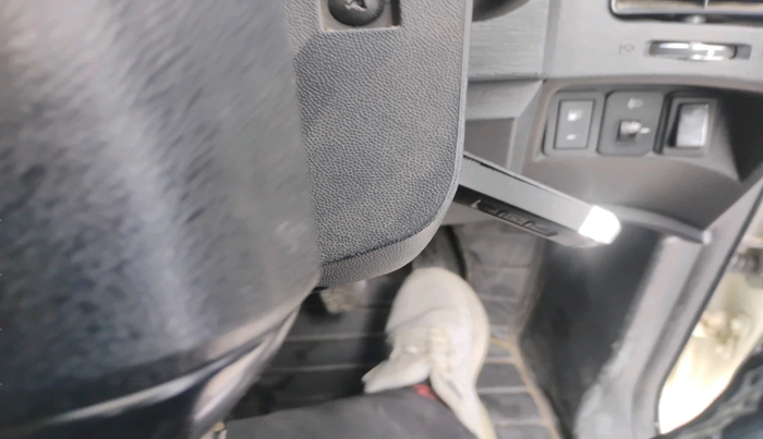 2019 Mahindra XUV500 W5, Diesel, Manual, 97,306 km, interior