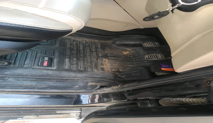 2024 Mahindra SCORPIO CLASSIC S 7STR, Diesel, Manual, 24,162 km, interior