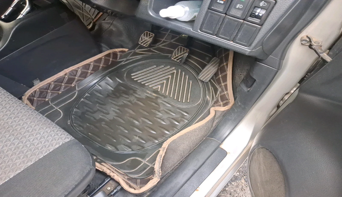 2011 Maruti Wagon R 1.0 LXI, Petrol, Manual, 89,017 km, interior