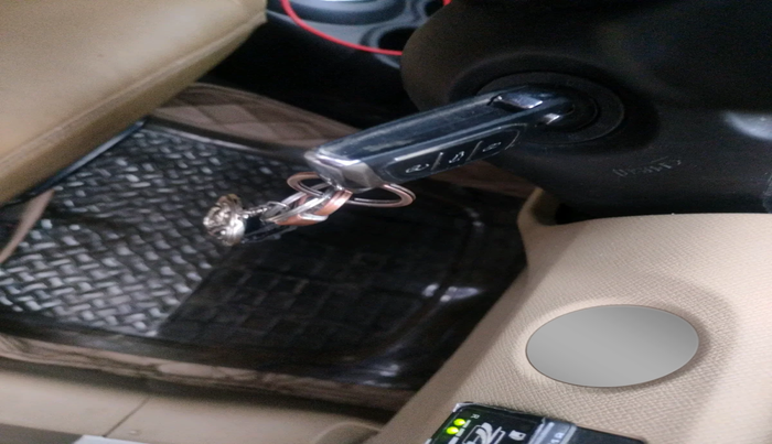 2017 Honda Amaze 1.2L I-VTEC S OPT, Petrol, Manual, 1,22,759 km, interior