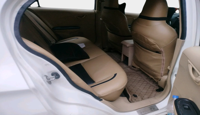 2017 Honda Amaze 1.2L I-VTEC S OPT, Petrol, Manual, 1,22,759 km, interior