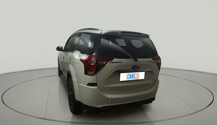 2018 Mahindra XUV500 W11 AT, Diesel, Automatic, 72,600 km, exterior