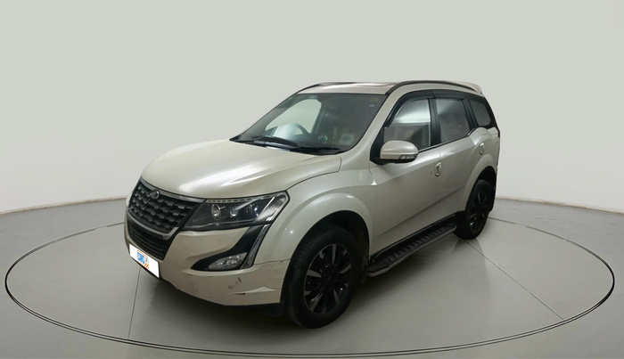 2018 Mahindra XUV500 W11 AT, Diesel, Automatic, 72,600 km, exterior