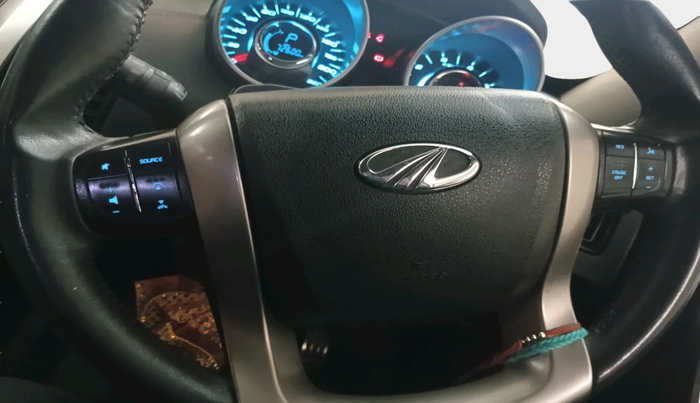 2018 Mahindra XUV500 W11 AT, Diesel, Automatic, 72,600 km, interior