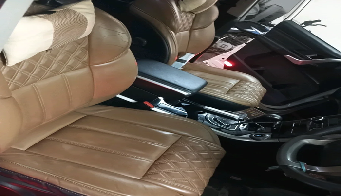 2018 Mahindra XUV500 W11 AT, Diesel, Automatic, 72,600 km, interior