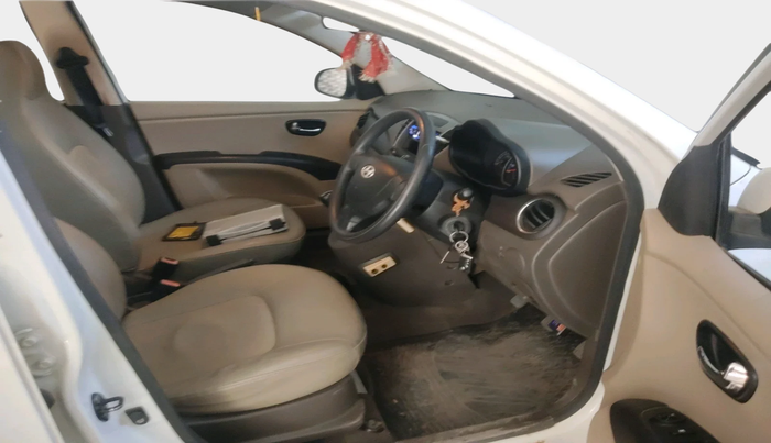 2011 Hyundai i10 MAGNA 1.2, Petrol, Manual, 30,433 km, interior