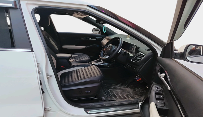 2023 KIA SELTOS GTX PLUS DCT 1.4 PETROL, Petrol, Automatic, 14,836 km, interior