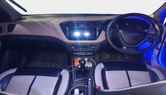 2016 Hyundai Elite i20 SPORTZ 1.2, Petrol, Manual, 1,25,689 km, interior