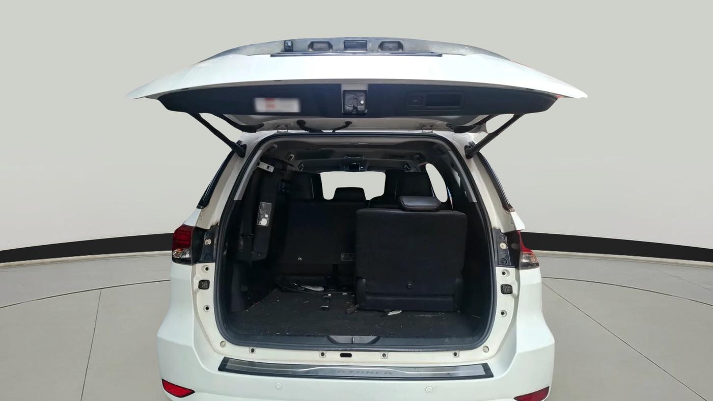 2017 Toyota Fortuner 2.8 4X2 AT, Diesel, Automatic, 61,371 km, exterior