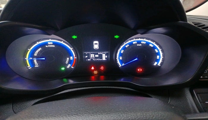 2023 Mahindra XUV400 EC 3.3 KW, Electric, Automatic, 42,140 km, interior