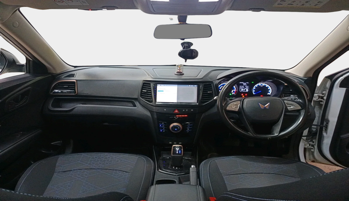 2023 Mahindra XUV400 EC 3.3 KW, Electric, Automatic, 42,140 km, interior