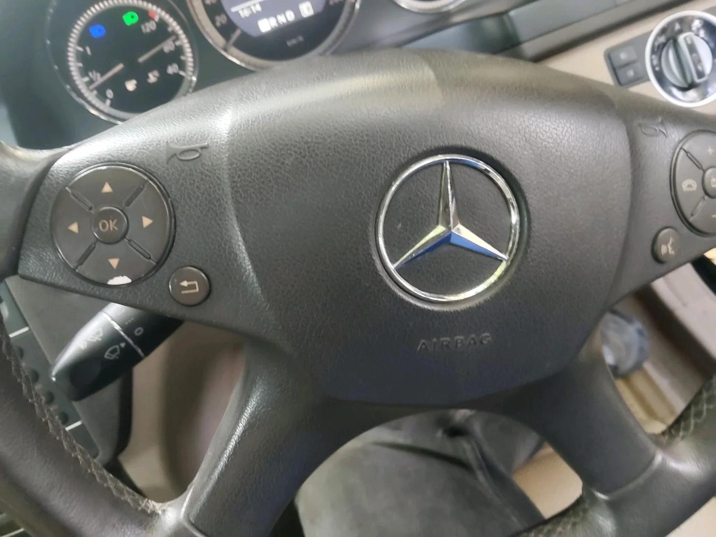 2011 Mercedes Benz C Class 200 CGI AT CLASSIC, Petrol, Automatic, 72,329 km, interior