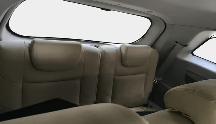 2016 Mahindra XUV500 W10 AT, Diesel, Automatic, 83,388 km, interior