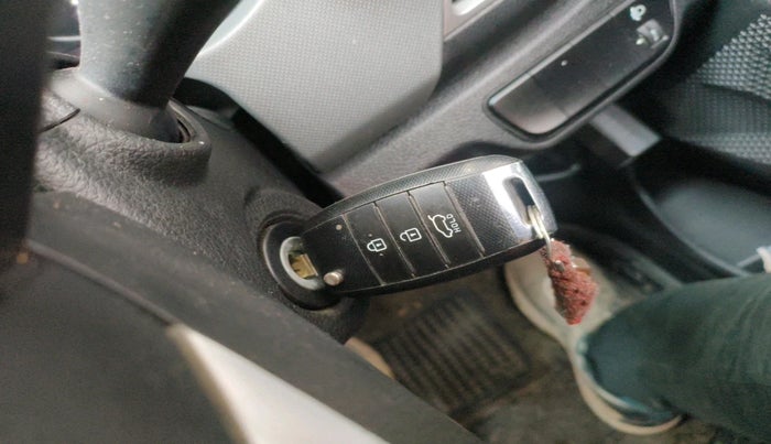 2020 KIA SELTOS HTE 1.5 PETROL, Petrol, Manual, 79,954 km, interior