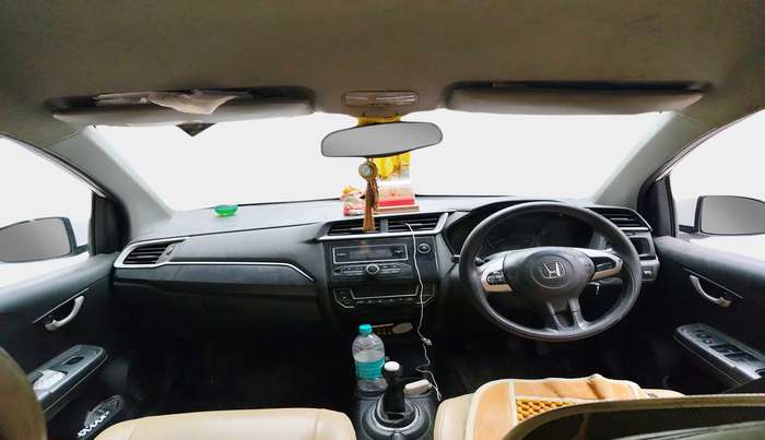 2016 Honda BR-V 1.5L I-VTEC S, Petrol, Manual, 2,12,246 km, interior