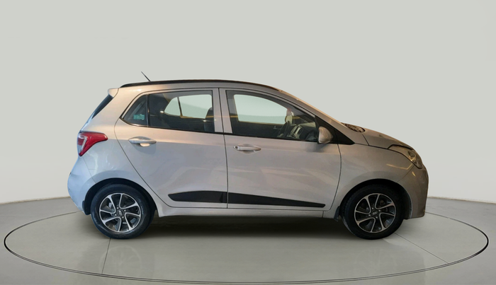 2017 Hyundai Grand i10 SPORTZ (O) AT 1.2 KAPPA VTVT, Petrol, Automatic, 84,353 km, exterior