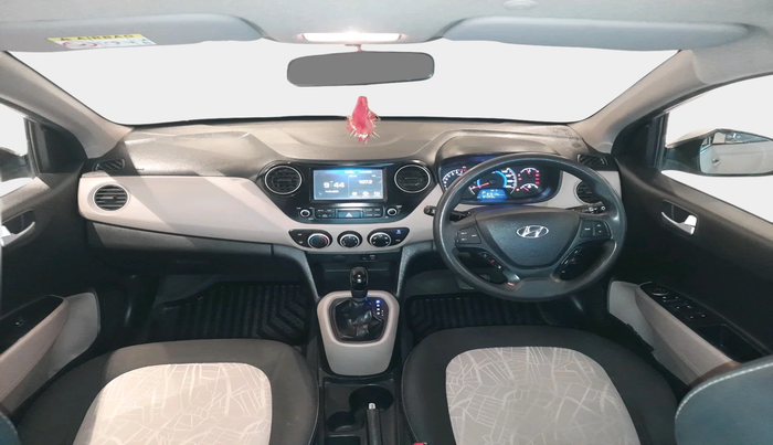 2017 Hyundai Grand i10 SPORTZ (O) AT 1.2 KAPPA VTVT, Petrol, Automatic, 84,353 km, interior