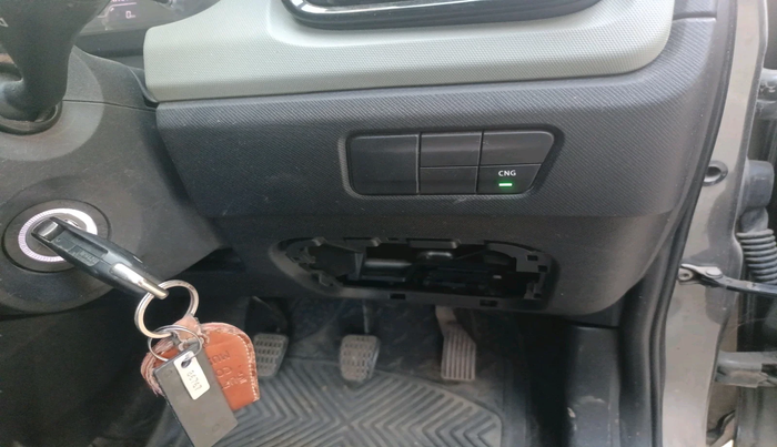 2024 Tata PUNCH ADVENTURE MT CNG , CNG, Manual, 14,604 km, interior