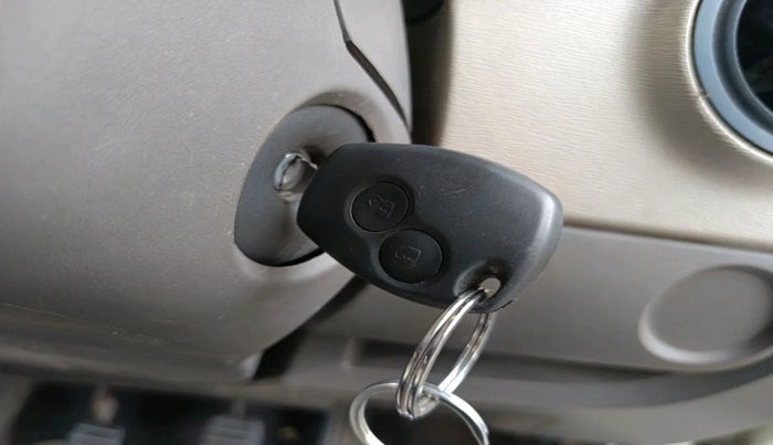 2017 Renault Lodgy 85 PS RXE 7 STR, Diesel, Manual, 1,50,108 km, interior