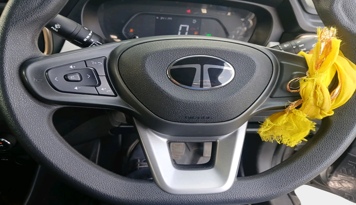 2024 Tata PUNCH ACCOMPLISHED DAZZLE SUNROOF CNG MT, Petrol, Manual, 11,687 km, interior