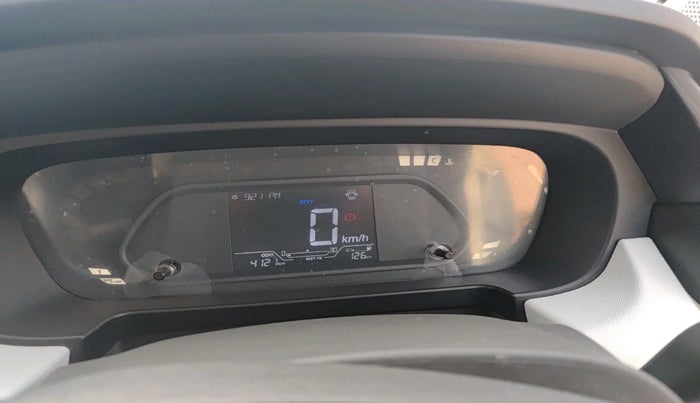 2024 Tata PUNCH PURE MT, Petrol, Manual, 4,121 km, interior