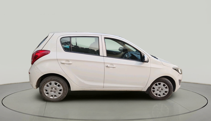 2013 Hyundai i20 MAGNA (O) 1.2, Petrol, Manual, 1,02,818 km, exterior