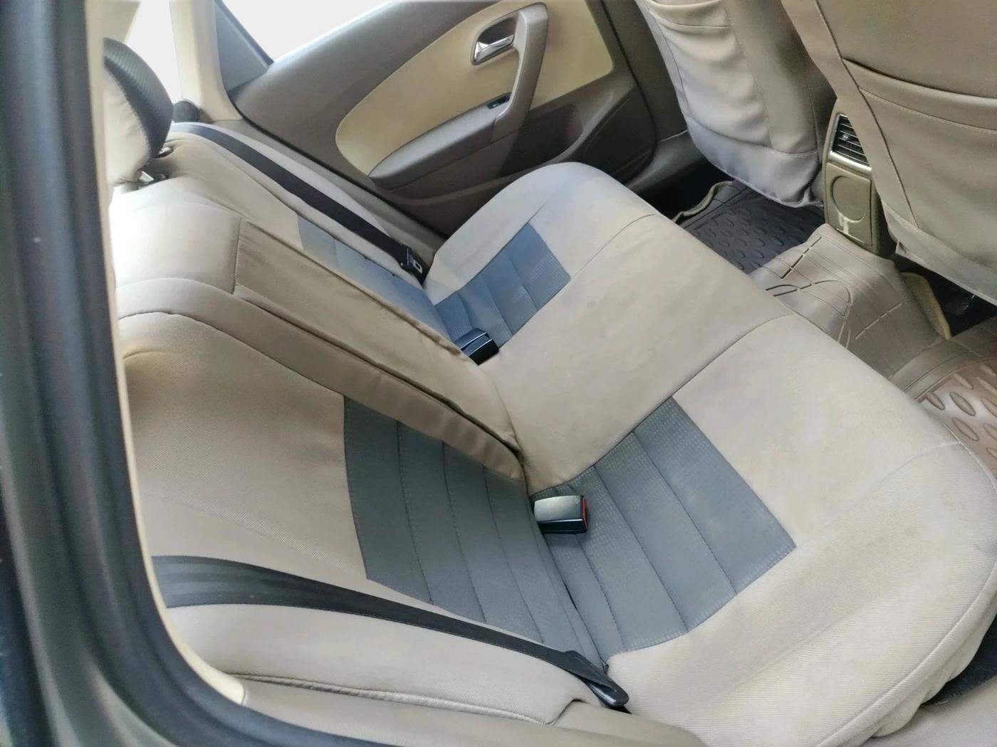 2013 Skoda Rapid ACTIVE 1.6 MPI MT PLUS, Petrol, Manual, 1,03,033 km, interior
