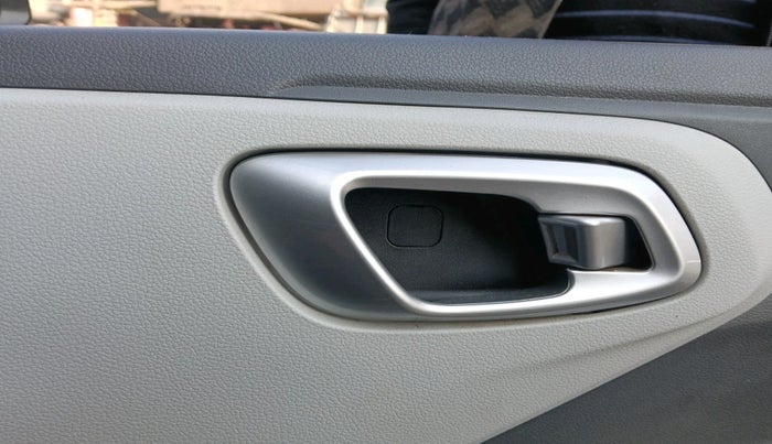 2022 Hyundai GRAND I10 NIOS SPORTZ 1.2 KAPPA VTVT CNG, Petrol, Manual, 44,096 km, interior