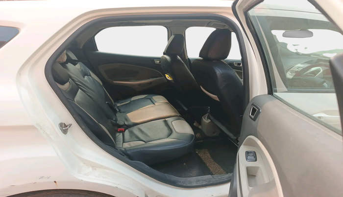 2015 Ford Ecosport TREND 1.5L DIESEL, Diesel, Manual, 1,15,361 km, interior