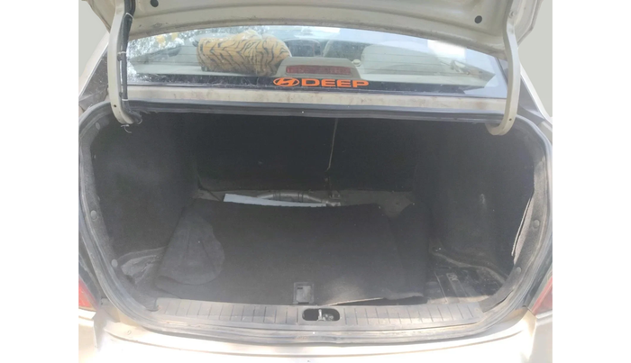 2011 Hyundai Verna TRANSFORM 1.6 VTVT, Petrol, Manual, 84,491 km, exterior