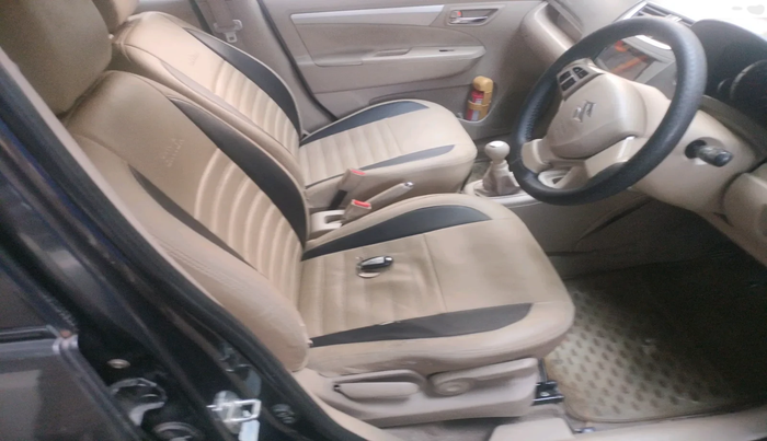 2016 Maruti Ertiga ZXI+, Petrol, Manual, 68,224 km, interior