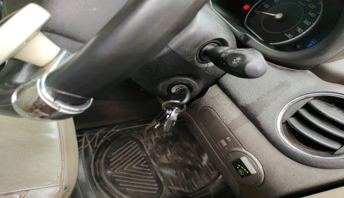 2013 Hyundai i10 MAGNA 1.2, Petrol, Manual, 92,506 km, interior