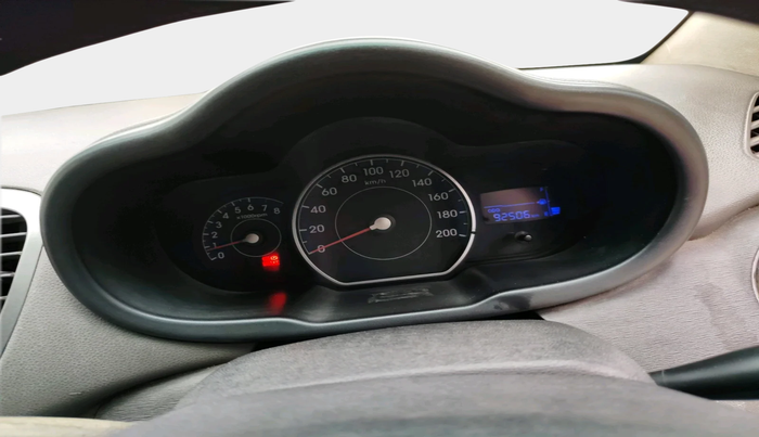 2013 Hyundai i10 MAGNA 1.2, Petrol, Manual, 92,506 km, interior