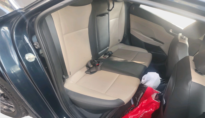 2022 Hyundai Verna SX (O)1.5 MPi, Petrol, Manual, 64,002 km, interior