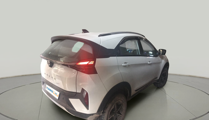 2024 Tata NEXON CREATIVE+ SUNROOF AMT 1.2 PETROL, Petrol, Automatic, 11,237 km, exterior