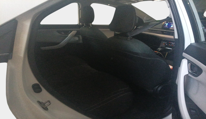 2024 Tata NEXON CREATIVE+ SUNROOF AMT 1.2 PETROL, Petrol, Automatic, 11,237 km, interior