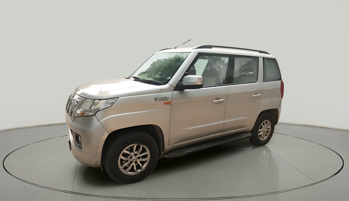 2017 Mahindra TUV300 T8, Diesel, Manual, 1,13,033 km, exterior