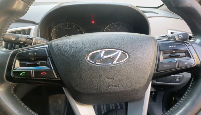 2018 Hyundai Creta SX PLUS AT 1.6 PETROL, Petrol, Automatic, 1,00,553 km, interior