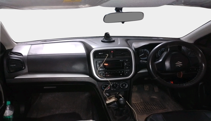 2022 Maruti Vitara Brezza LXI, Petrol, Manual, 6,893 km, interior