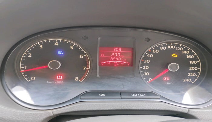 2013 Volkswagen Vento HIGHLINE PETROL AT, Petrol, Automatic, 89,487 km, interior