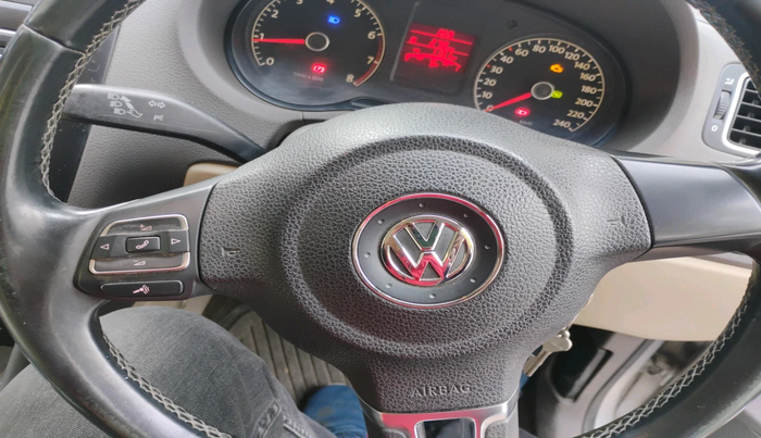 2013 Volkswagen Vento HIGHLINE PETROL AT, Petrol, Automatic, 89,487 km, interior