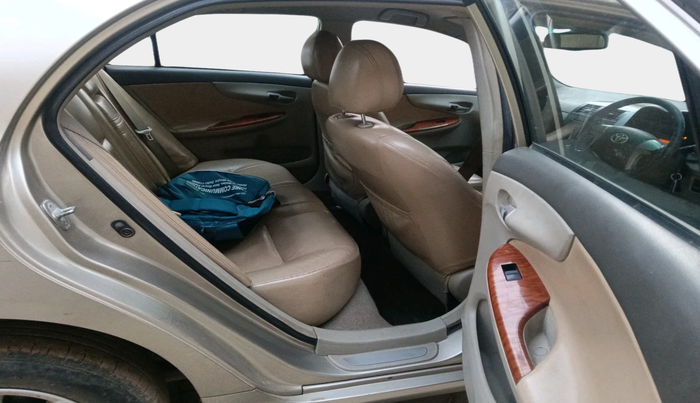 2011 Toyota Corolla Altis G PETROL, Petrol, Manual, 77,527 km, interior